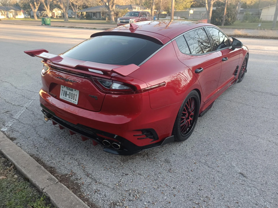 2019 Kia Stinger GT - Image 15 of 31