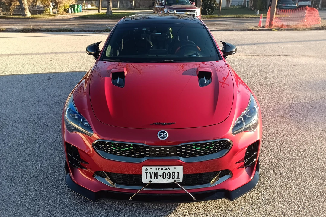 2019 Kia Stinger GT - Image 2 of 31