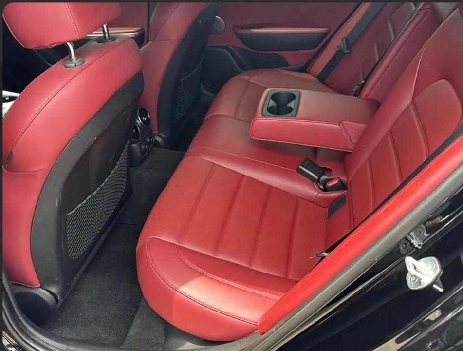 2019 Kia Stinger GT - Image 5 of 20