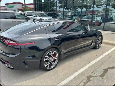 2019 Kia Stinger GT2