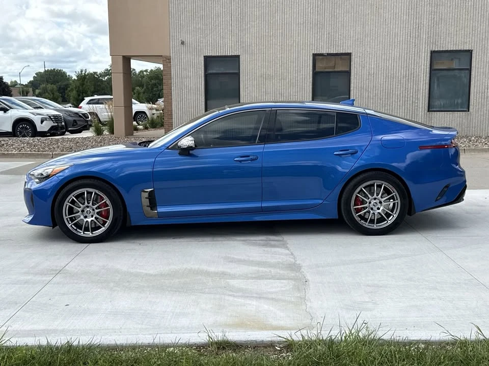 2019 Kia Stinger GT - Image 2 of 20