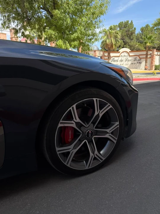 2019 Kia Stinger GT - Image 3 of 11
