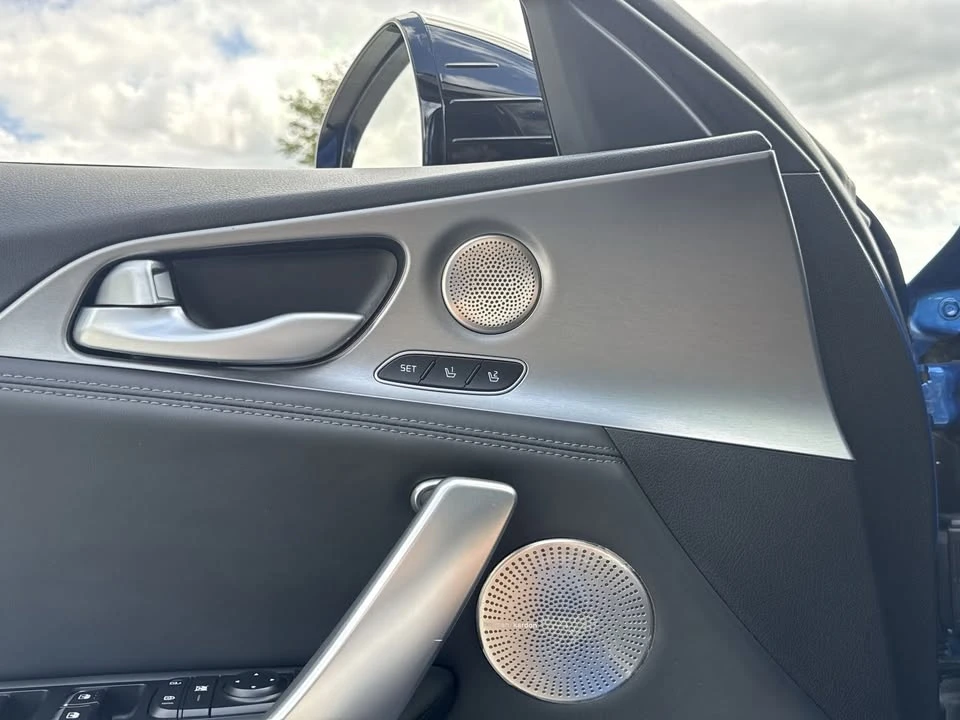 2019 Kia Stinger GT - Image 17 of 20