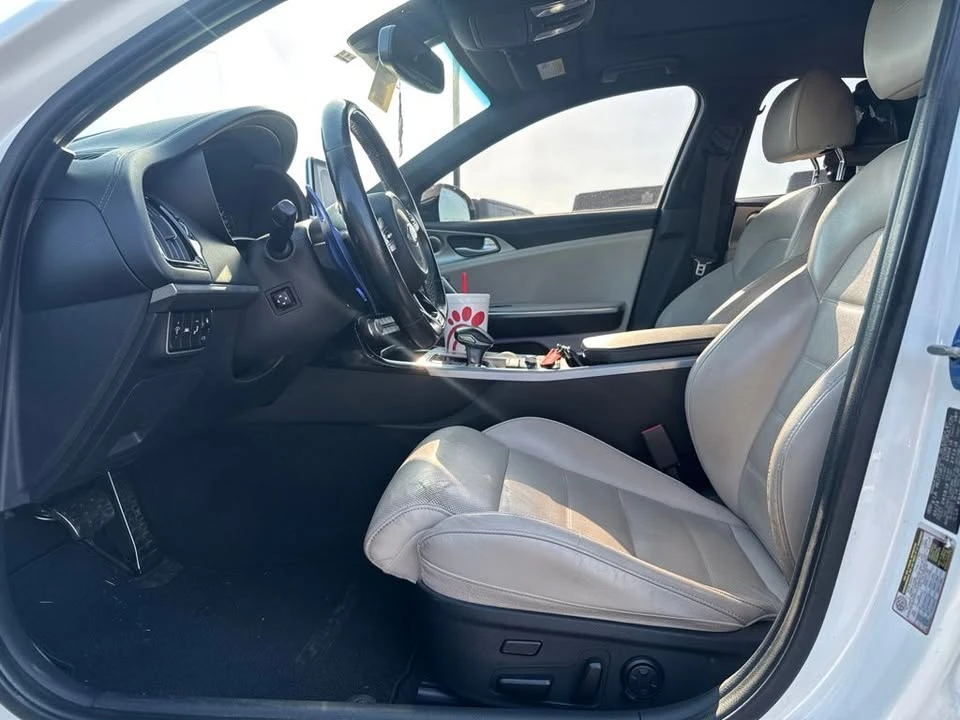 2019 Kia Stinger GT - Image 18 of 20