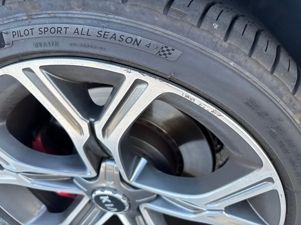 2019 Kia Stinger GT - Image 15 of 20