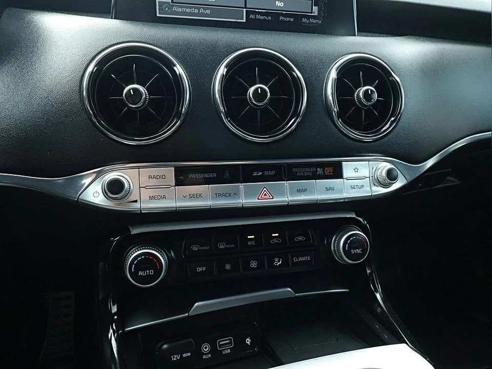 2019 Kia Stinger GT - Image 19 of 20