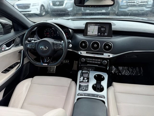 2019 Kia Stinger GT - Image 17 of 20