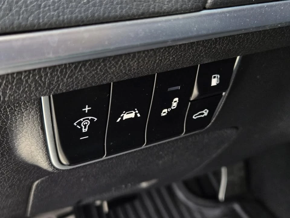 2019 Kia Stinger GT - Image 17 of 20