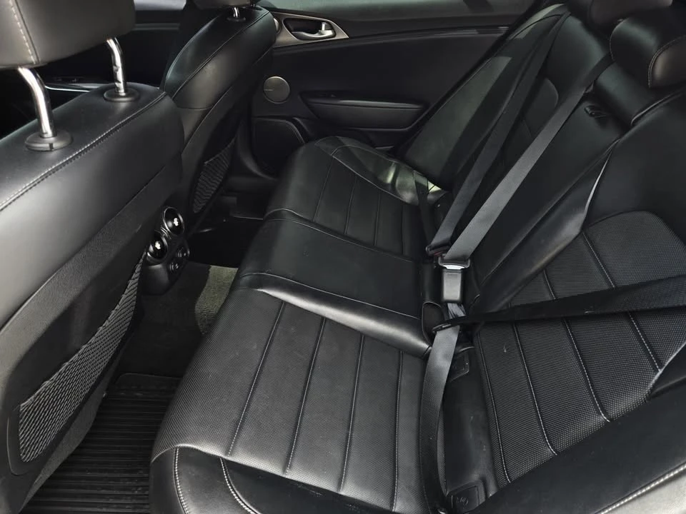2019 Kia Stinger GT - Image 11 of 20