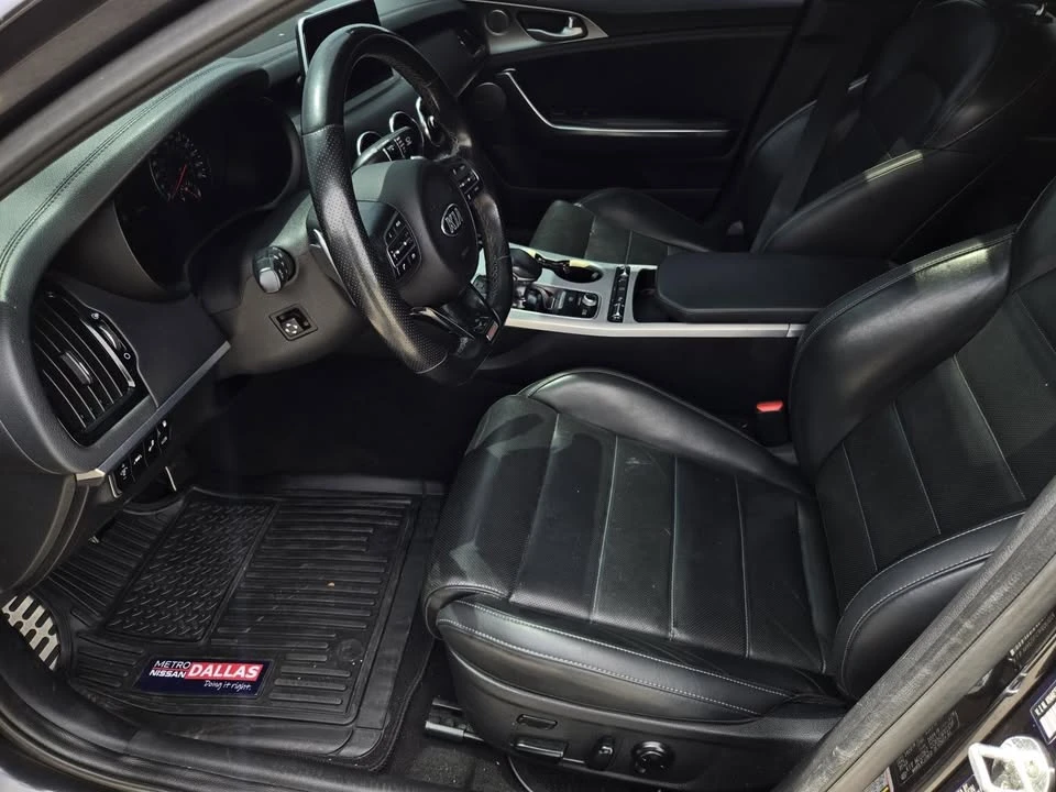 2019 Kia Stinger GT - Image 18 of 20