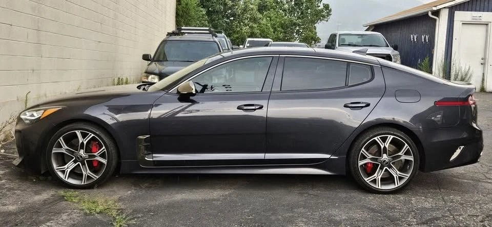2019 Kia Stinger GT - Image 2 of 16