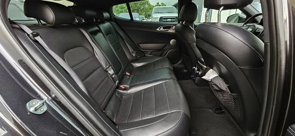 2019 Kia Stinger GT - Image 15 of 16