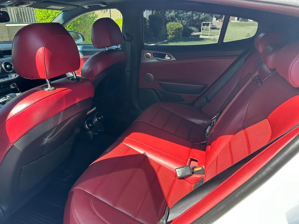 2019 Kia Stinger GT - Image 4 of 4