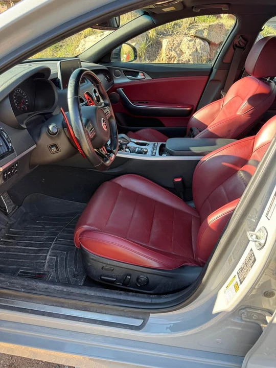 2019 Kia Stinger GT - Image 5 of 16