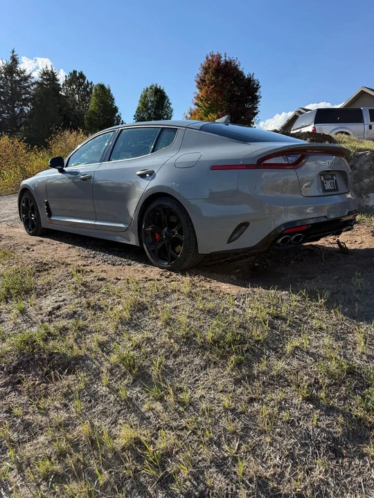 2019 Kia Stinger GT - Image 4 of 16