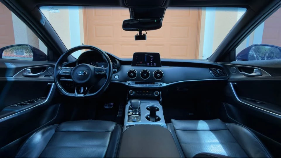 2019 Kia Stinger GT - Image 8 of 20
