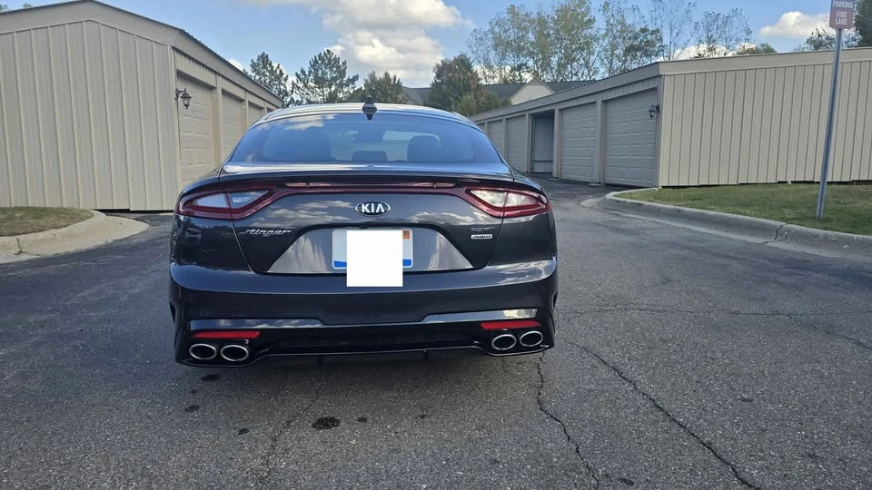 2019 Kia Stinger GT - Image 7 of 17