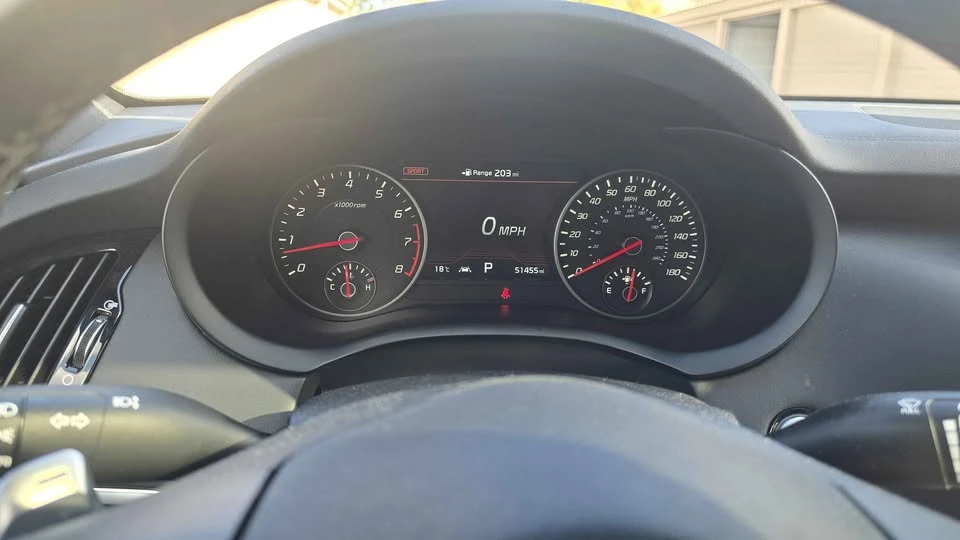 2019 Kia Stinger GT - Image 16 of 17