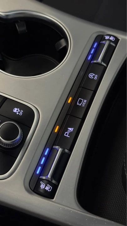2019 Kia Stinger GT - Image 10 of 20
