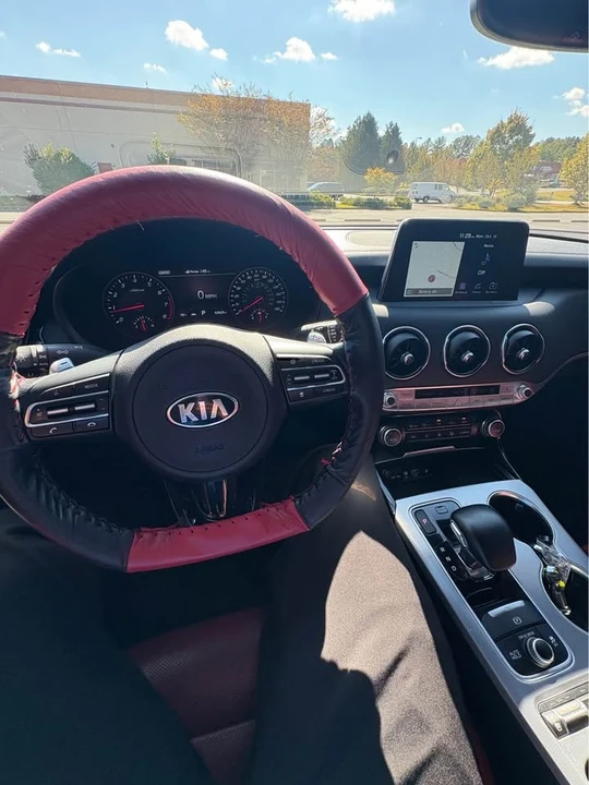 2019 Kia Stinger GT - Image 10 of 10