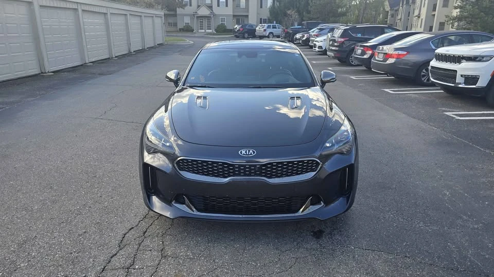 2019 Kia Stinger GT - Image 2 of 17