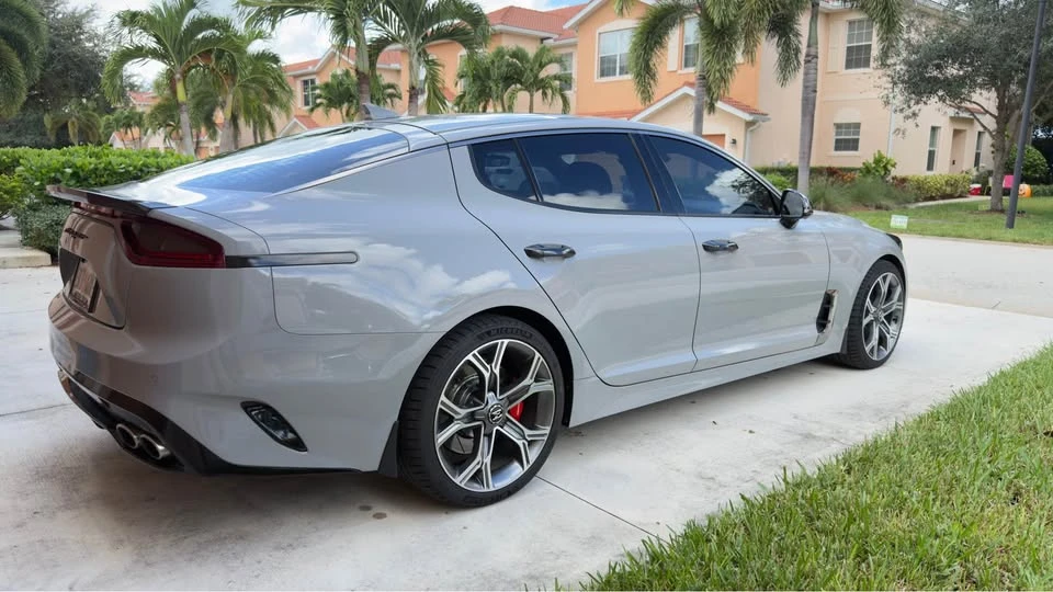 2019 Kia Stinger GT - Image 5 of 20