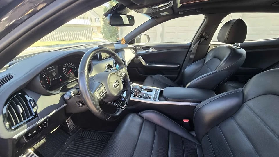 2019 Kia Stinger GT - Image 17 of 17