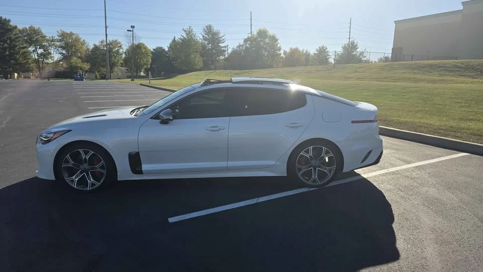 2019 Kia Stinger GT - Image 4 of 6