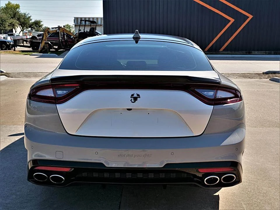 2019 Kia Stinger GT - Image 19 of 20