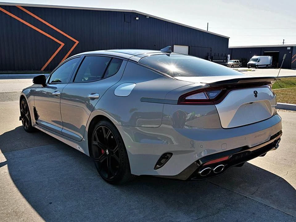 2019 Kia Stinger GT - Image 18 of 20