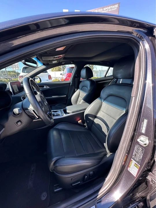 2019 Kia Stinger GT - Image 8 of 9