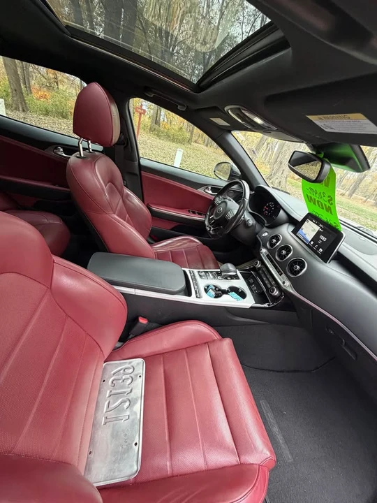 2019 Kia Stinger GT - Image 5 of 6