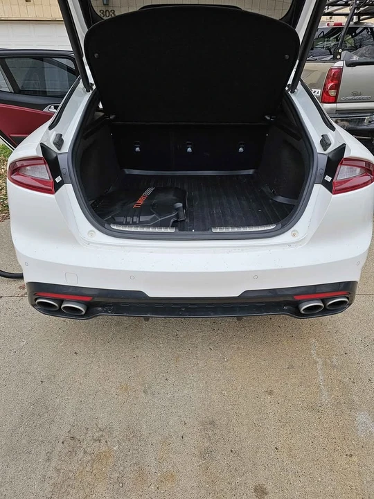 2019 Kia Stinger GT - Image 7 of 14