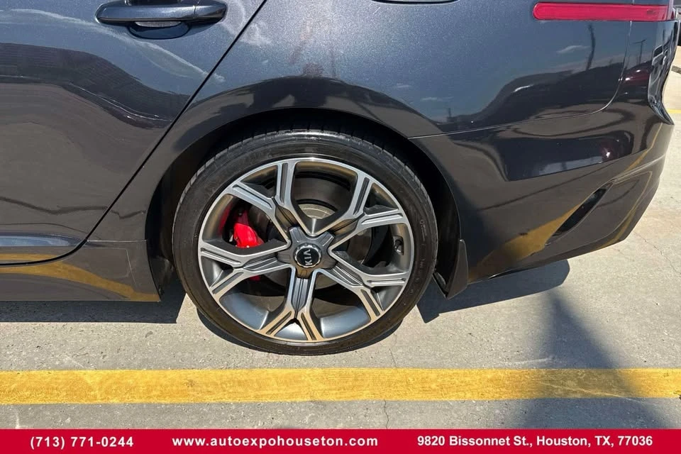 2019 Kia Stinger GT - Image 17 of 19