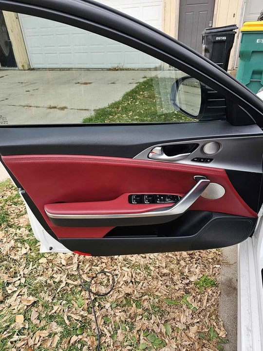 2019 Kia Stinger GT - Image 11 of 14