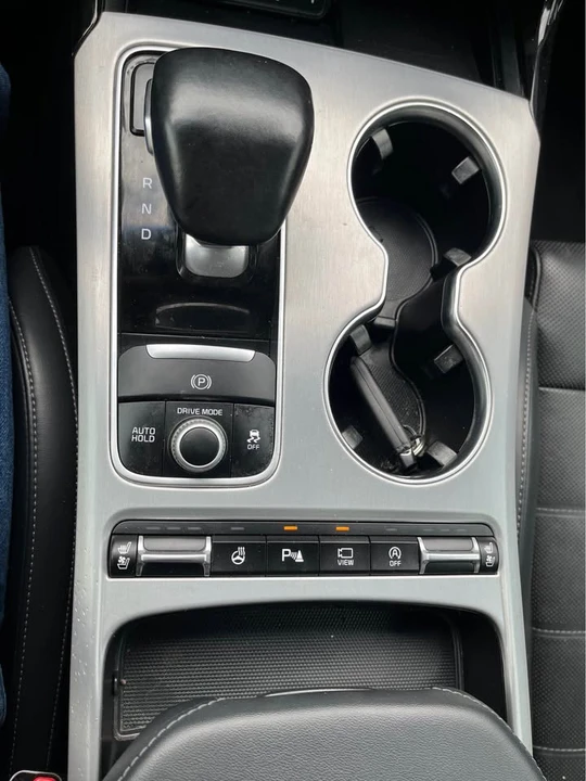 2019 Kia Stinger GT - Image 14 of 16
