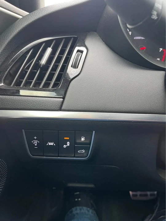 2019 Kia Stinger GT - Image 16 of 16