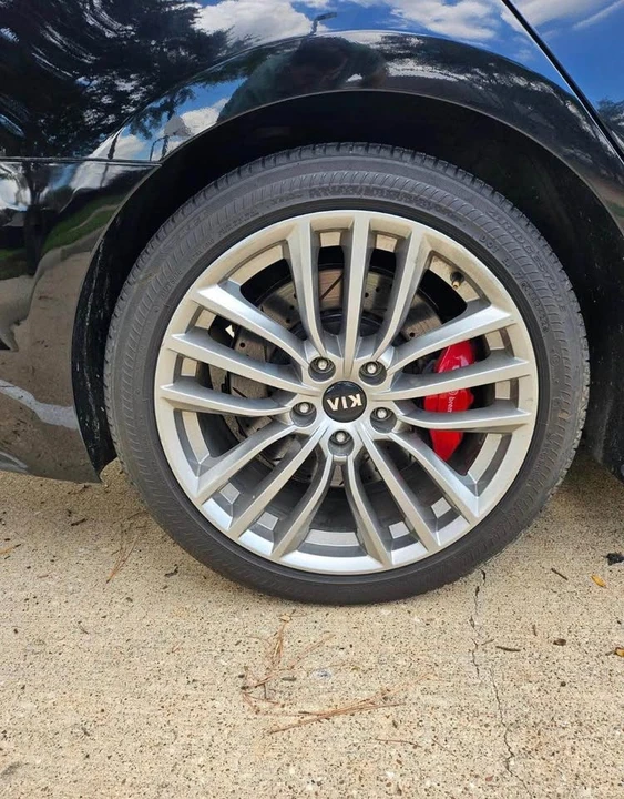 2019 Kia Stinger GT - Image 5 of 16