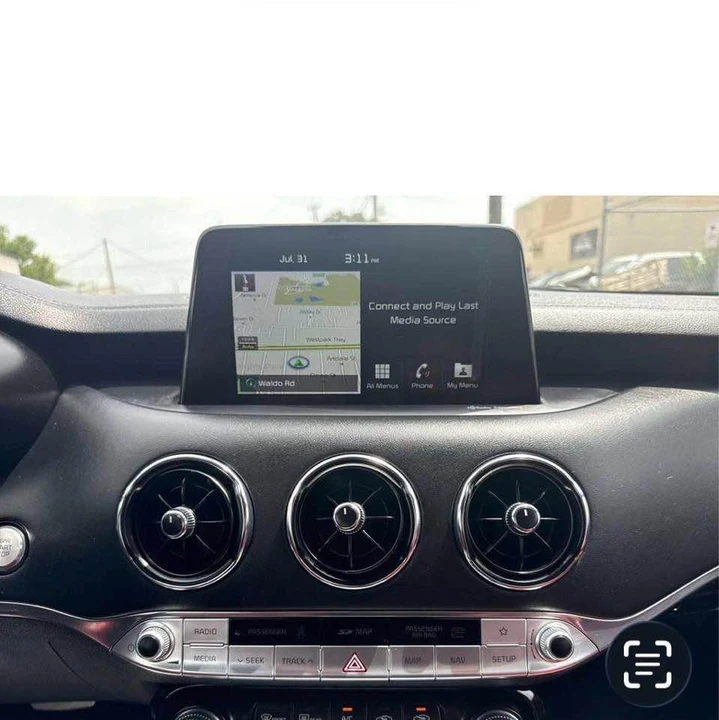 2019 Kia Stinger GT - Image 8 of 16