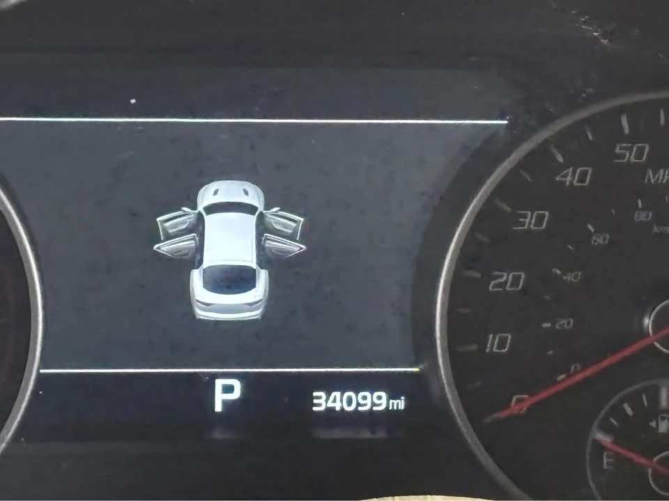 2019 Kia Stinger GT - Image 14 of 20