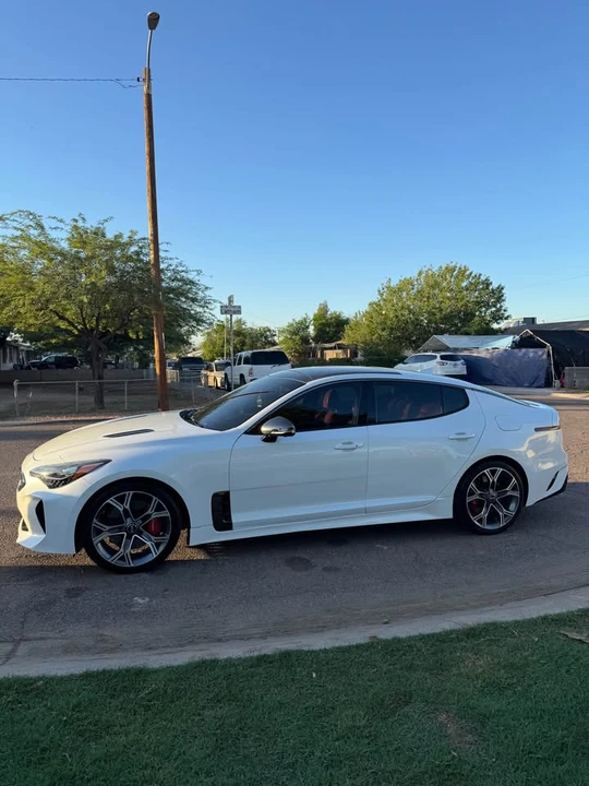 2019 Kia Stinger GT - Image 4 of 15