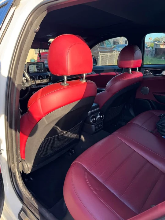 2019 Kia Stinger GT - Image 12 of 15