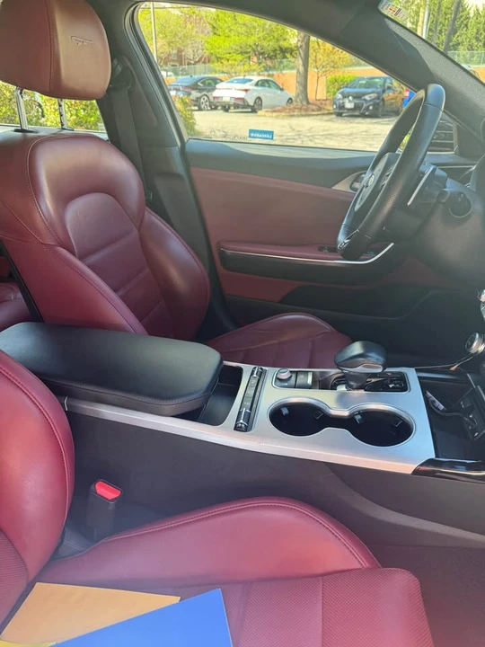 2019 Kia Stinger GT - Image 9 of 13