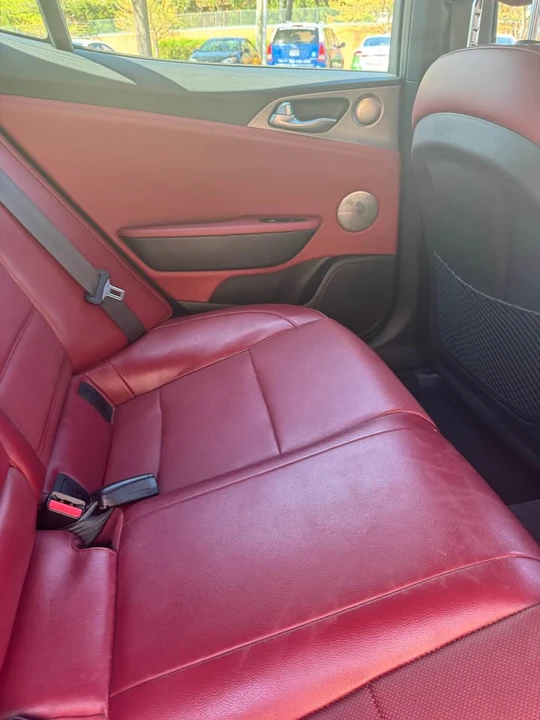 2019 Kia Stinger GT - Image 10 of 13