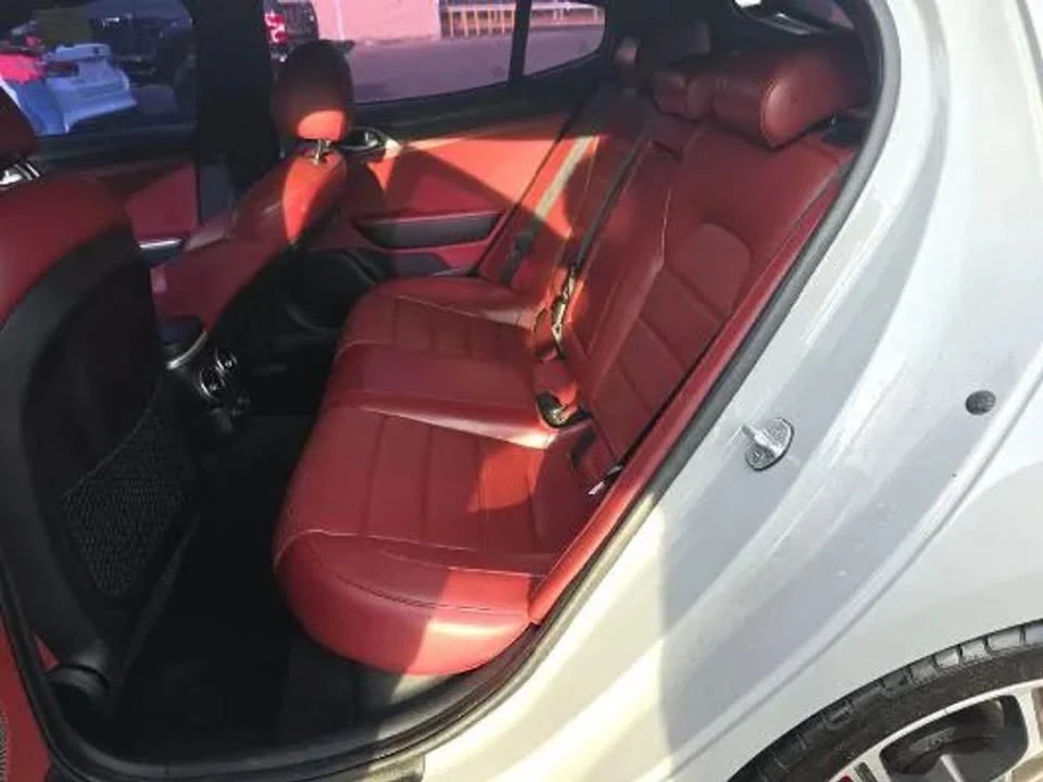 2019 Kia Stinger GT - Image 5 of 11
