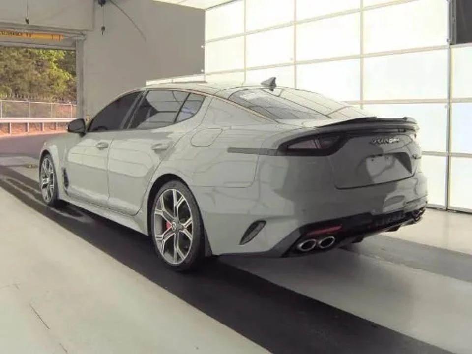 2019 Kia Stinger GT - Image 9 of 11