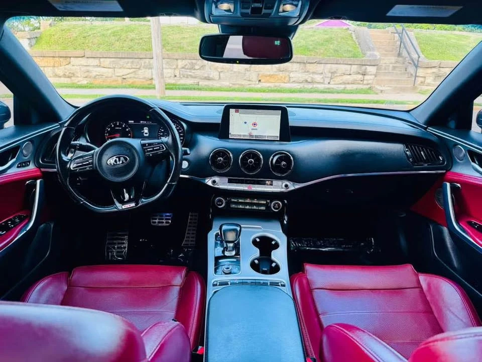 2019 Kia Stinger GT - Image 13 of 14