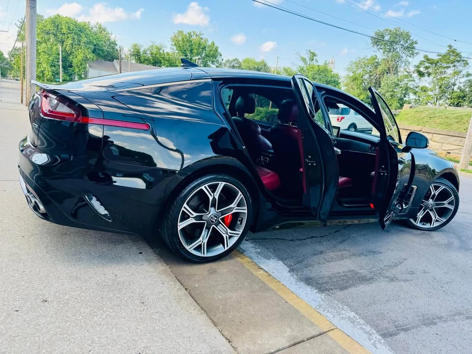 2019 Kia Stinger GT - Image 5 of 14