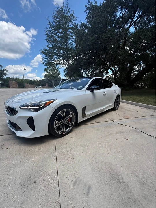 2019 Kia Stinger GT - Image 4 of 9