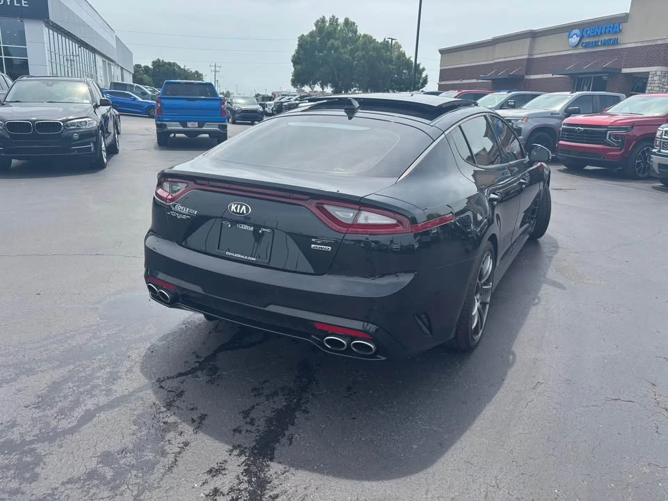 2019 Kia Stinger GT - Image 6 of 12